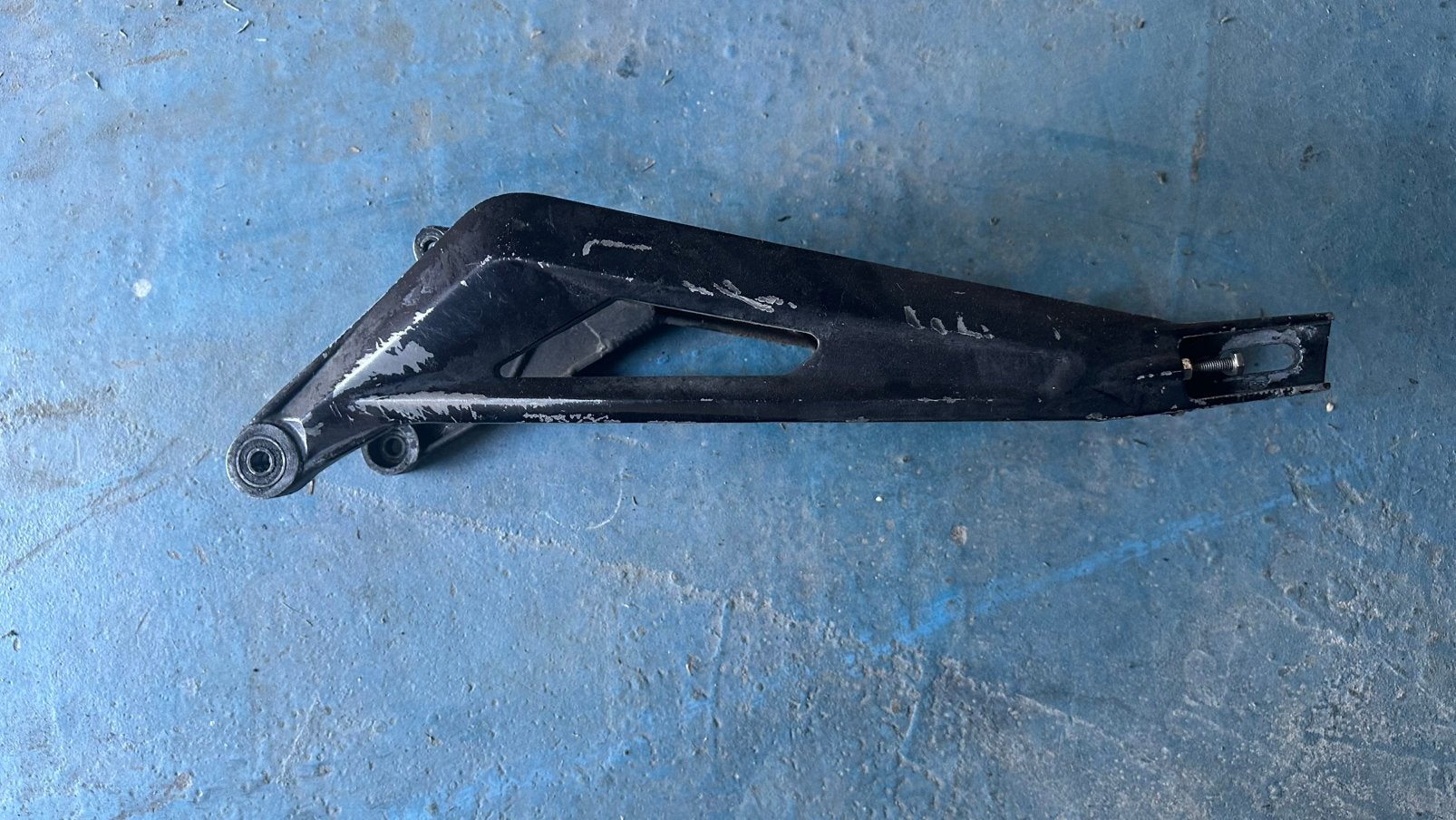 Surron lightbee Swingarm, Ophalen of Verzenden, Zo goed als nieuw