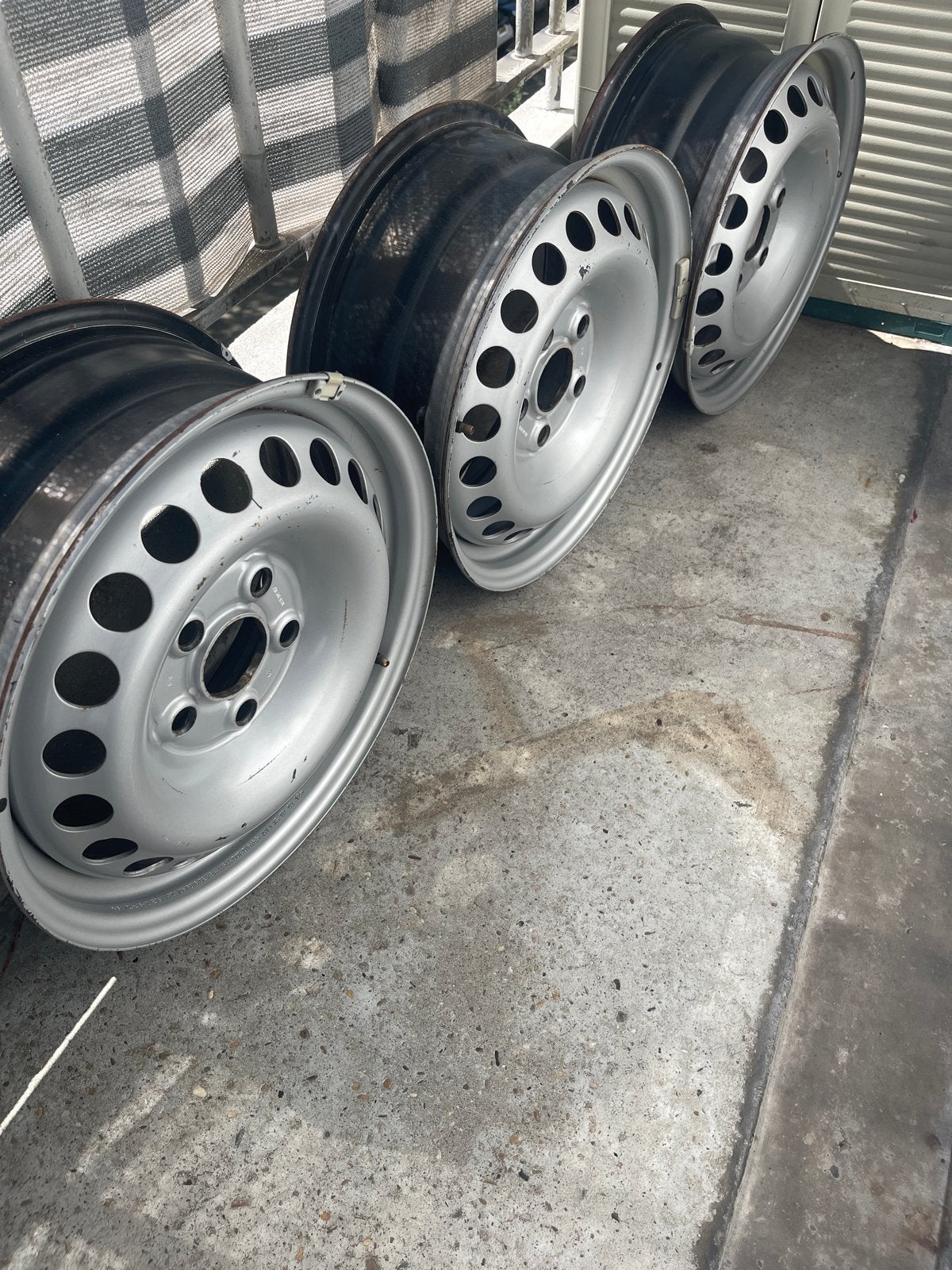 Volkswagen Transporter T6 16 inch zomerbanden Continental, Ophalen, Gebruikt, 16 inch, Banden en Velgen