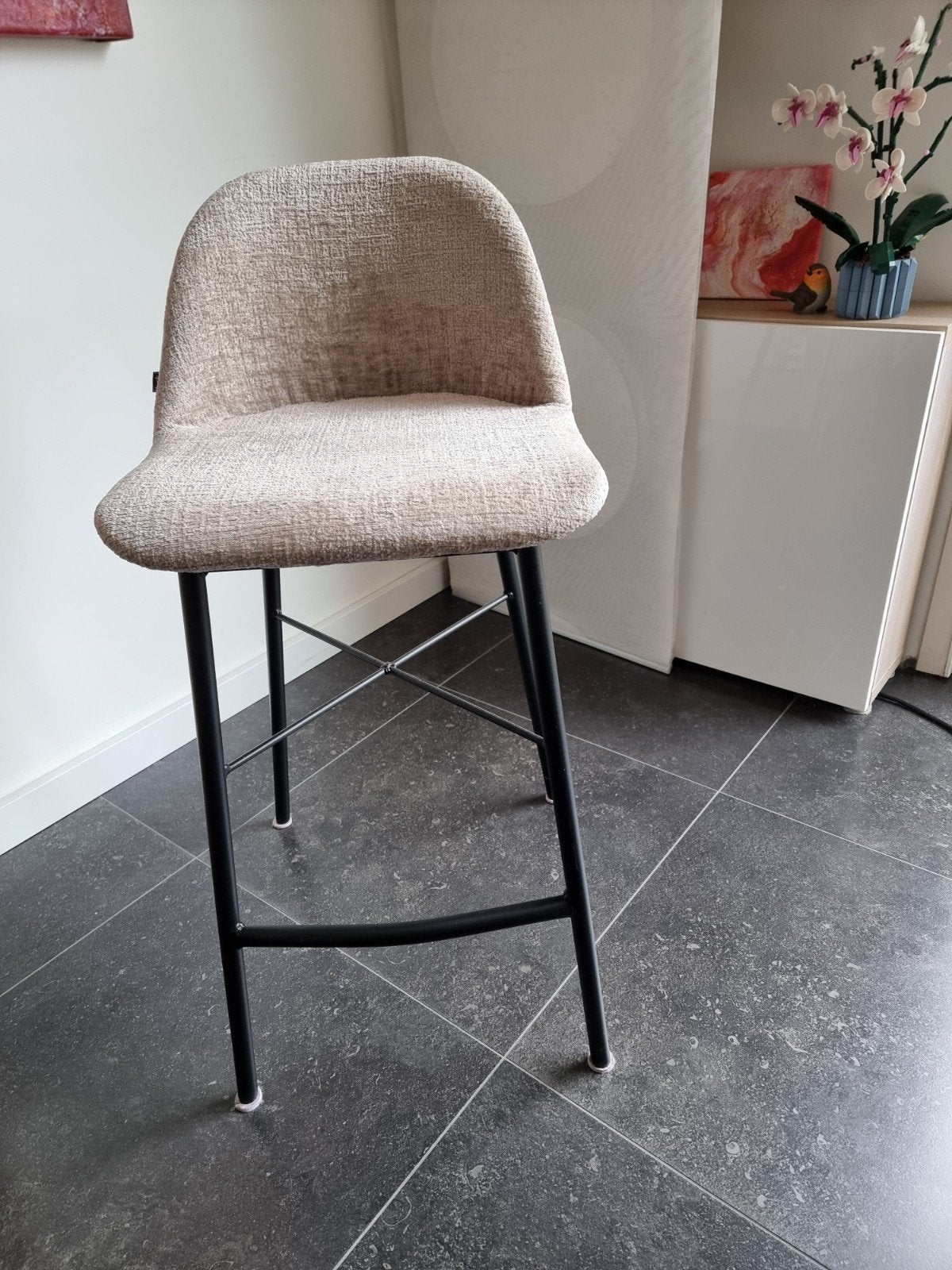 Moderne barkruk van Kick, NIEUW, Ophalen, Met voetsteun, Nieuw, Metaal