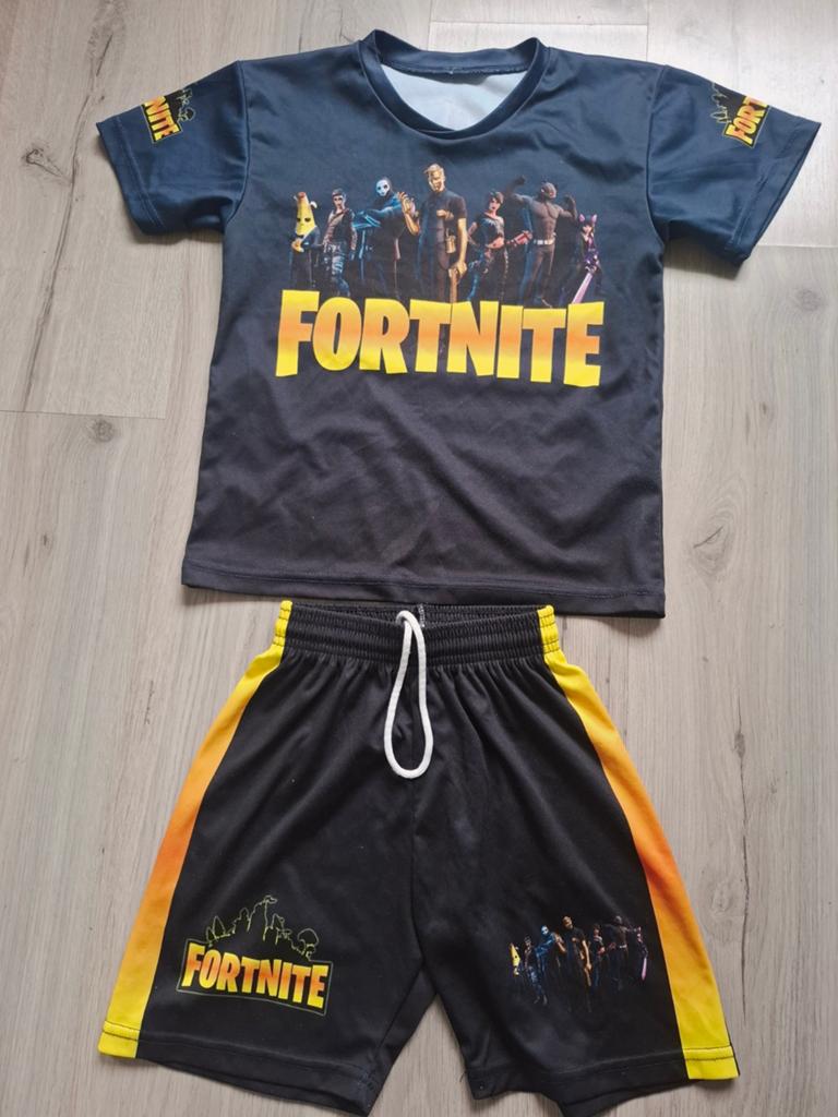 Fortnite kleding zomersetje 122 128, Ophalen of Verzenden, Zo goed als nieuw, Jongen