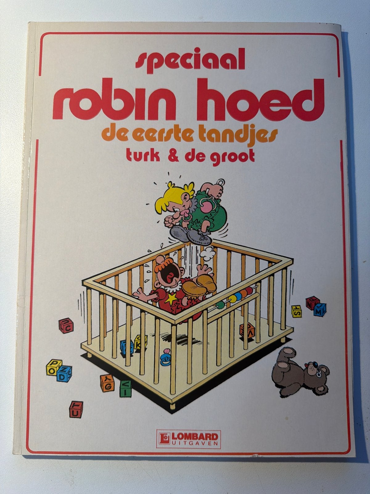 Speciaal Robin Hoed: De Eerste Tandjes - Turk & De Groot, Eén stripboek, Ophalen of Verzenden, Gelezen
