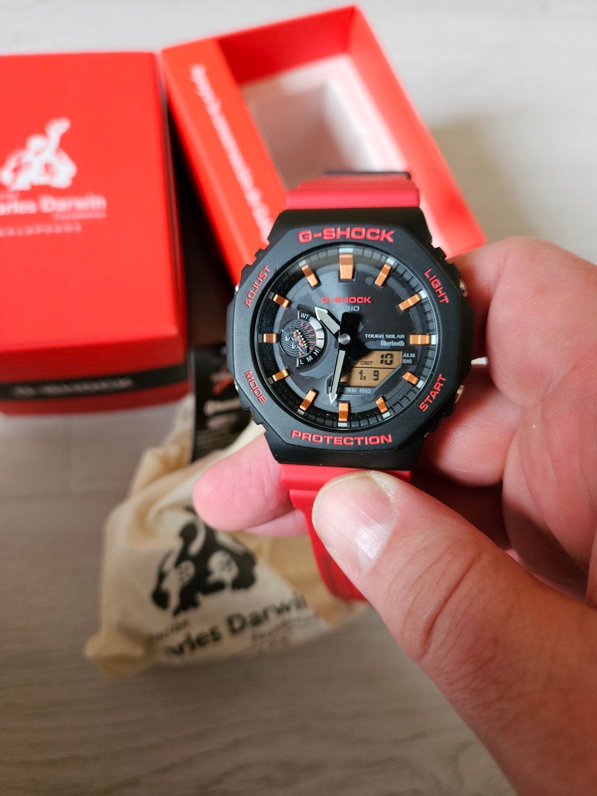 Casio G-Shock GA-B2100CD-1A4ER Charles Darwin Foundation, Ophalen of Verzenden, Zo goed als nieuw