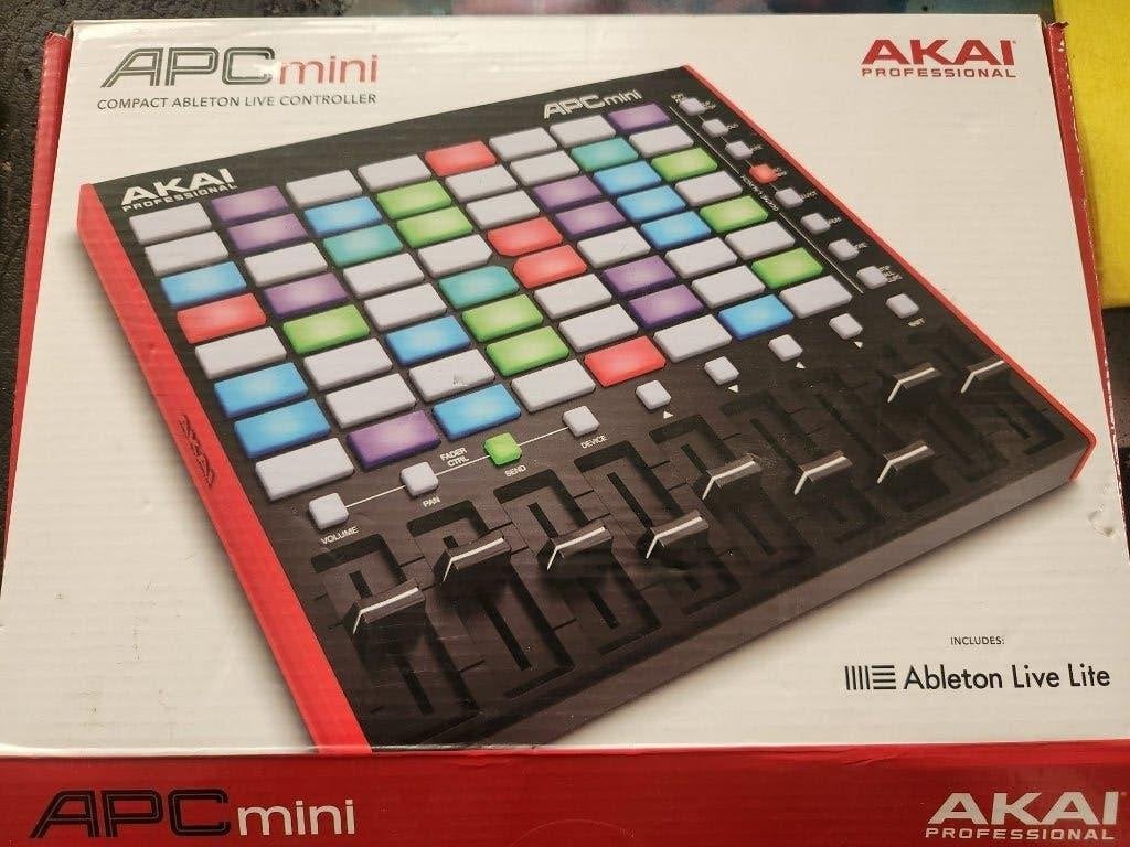 Akai APC Mini, Muziek en Instrumenten, Akai, Akai, Ophalen of Verzenden, Zo goed als nieuw