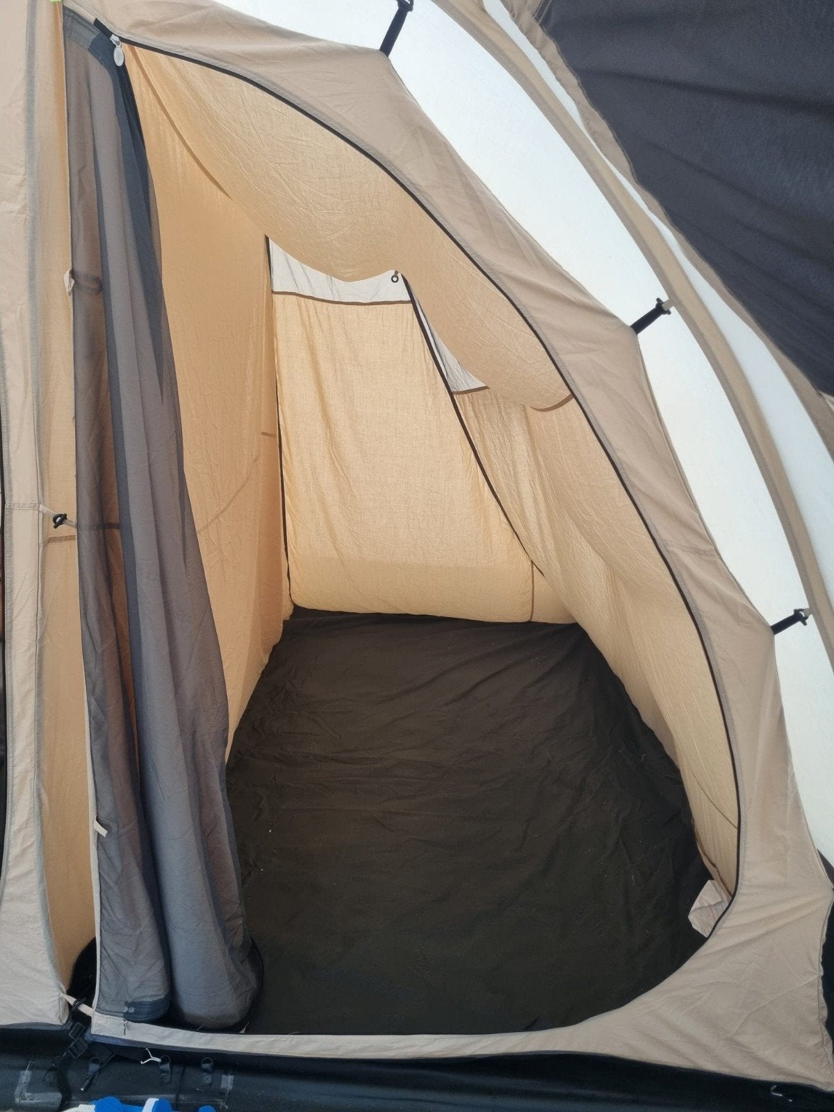 Tunnel Tent Base Camp Ambato VI De Luxe, Ophalen, Gebruikt, Tot en met 6