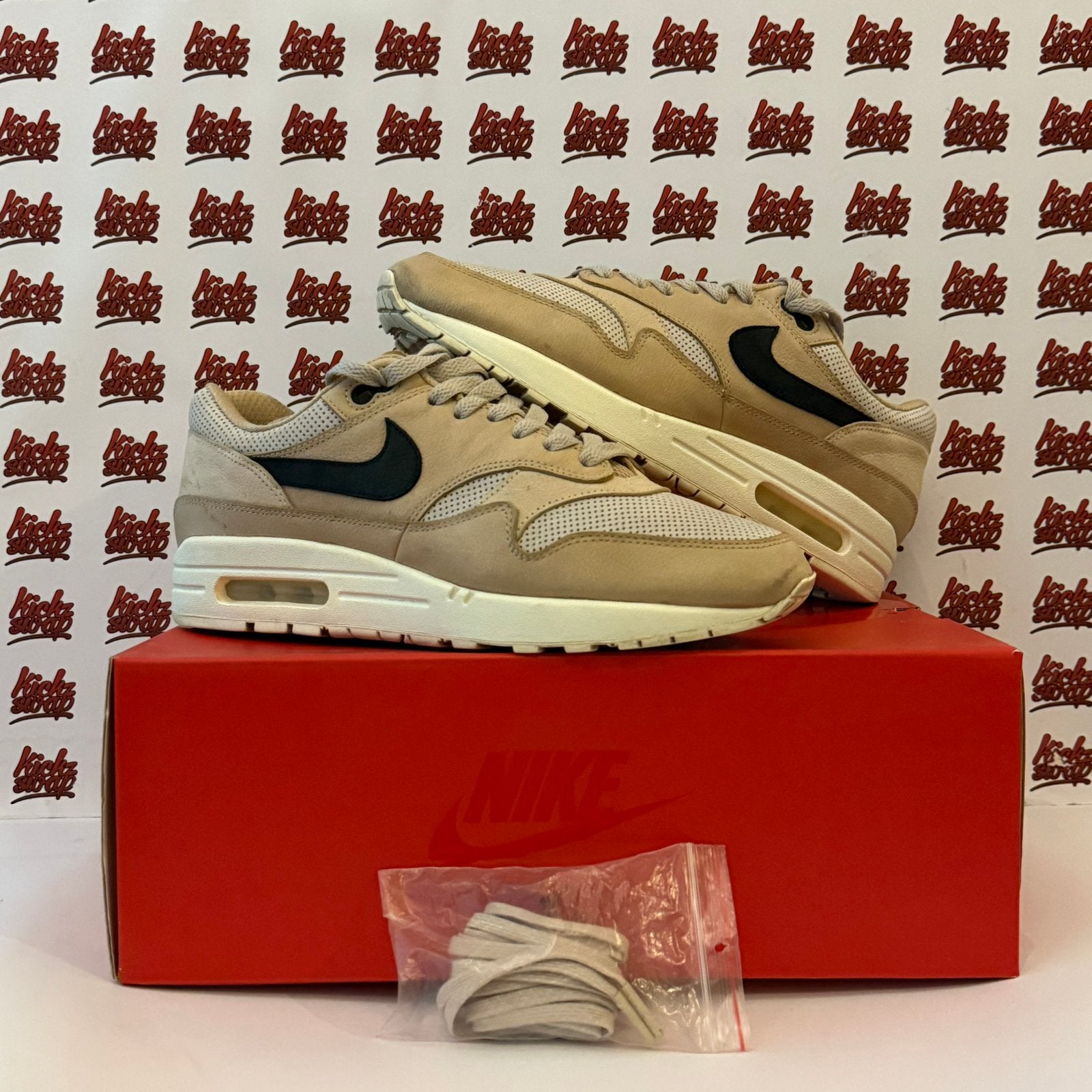 Nike Air Max 1 Pinnacle Mushroom | EU 42,5, Bruin, Ophalen of Verzenden, Sneakers of Gympen, Gedragen