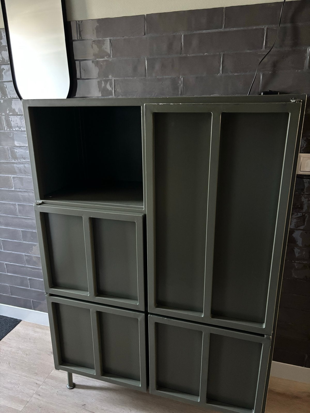 New Routz Ottawa Kast Olijfgroen, Ophalen, Met plank(en), Gebruikt, 100 tot 150 cm