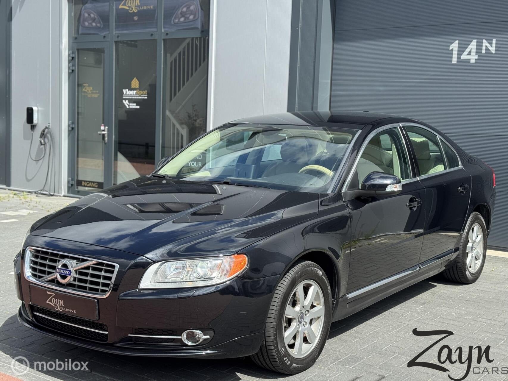 Volvo S80 2.0 T Limited Edition | Leder | Navi | NAP |, Euro 5, 4 cilinders, Zwart, Bedrijf