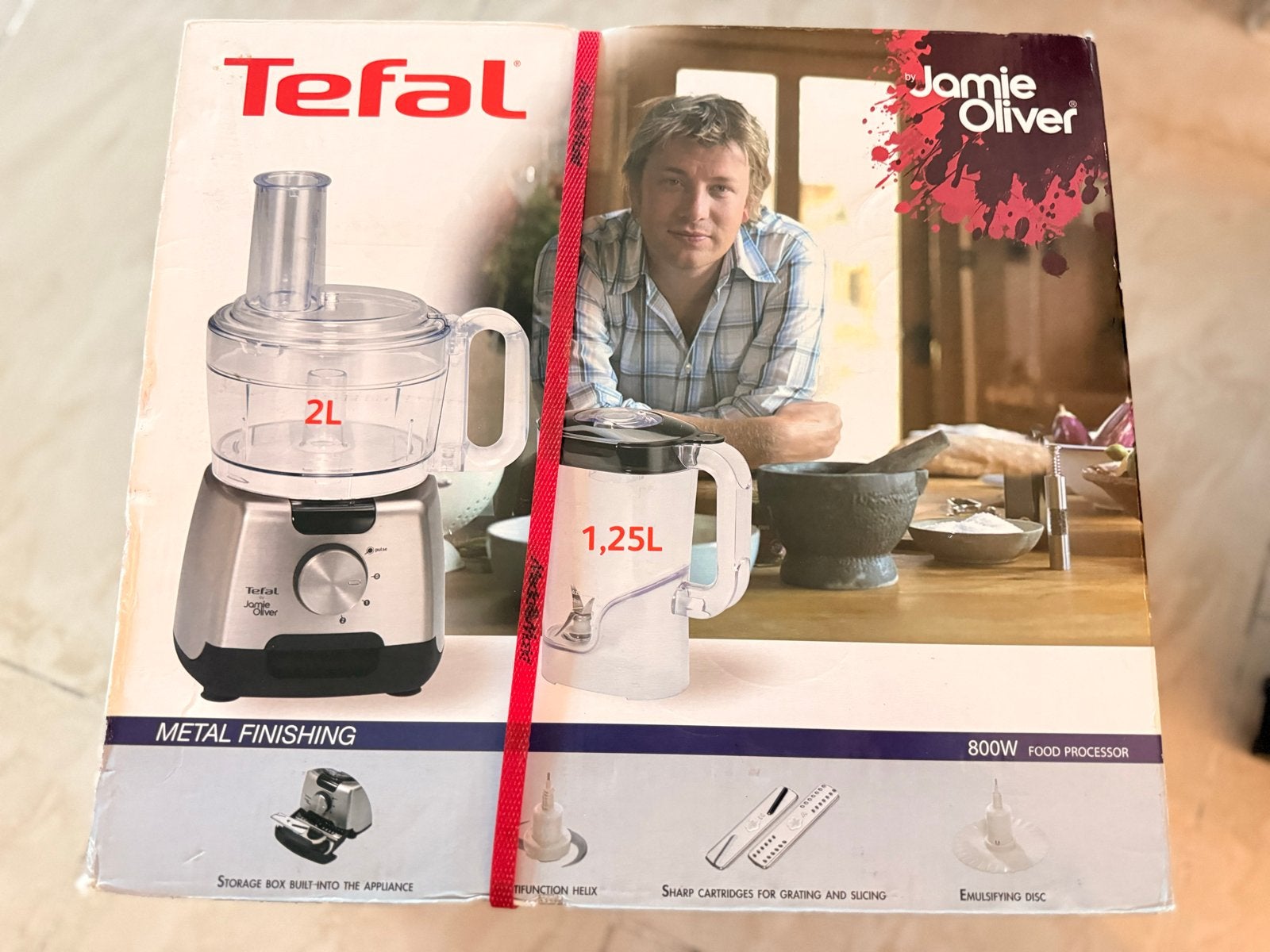 Tefal Jamie Oliver Foodprocessor 800W - Nieuw in doos, 2 tot 3 liter, Ophalen of Verzenden, Nieuw, 3 snelheden of meer