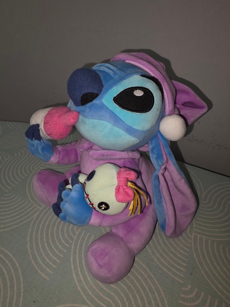 Knuffel Stitch in pyjama met flesje en voodoo popje, Paars, Disney, Disney, Overige typen