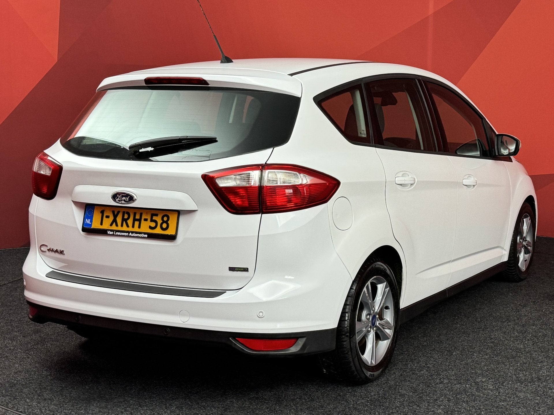 Ford C-MAX Titanium, Voorwielaandrijving, Euro 5, Gebruikt, Zwart