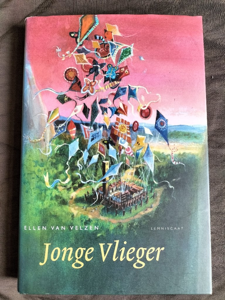 Ellen van Velzen - Jonge Vlieger, Boeken, Ophalen of Verzenden, Zo goed als nieuw, Ellen van Velzen, Fictie