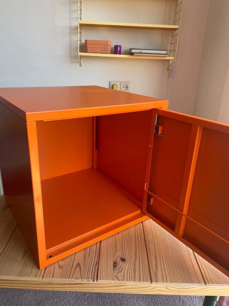 Ikea Lixhult kast van metaal, Huis en Inrichting, Kasten | Lockerkasten, Ophalen, Gebruikt, Orange