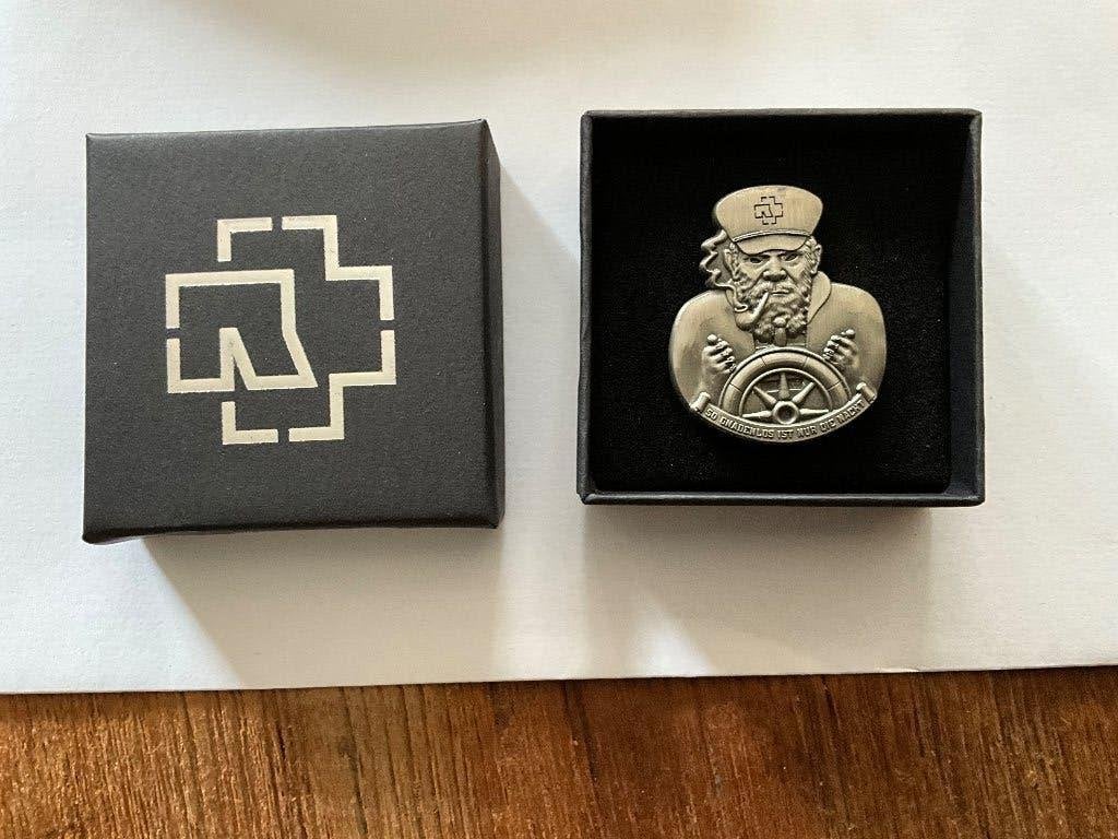 Pin van Rammstein  Seemann in doosje, Emen, Nieuw, Ophalen of Verzenden, REGINA