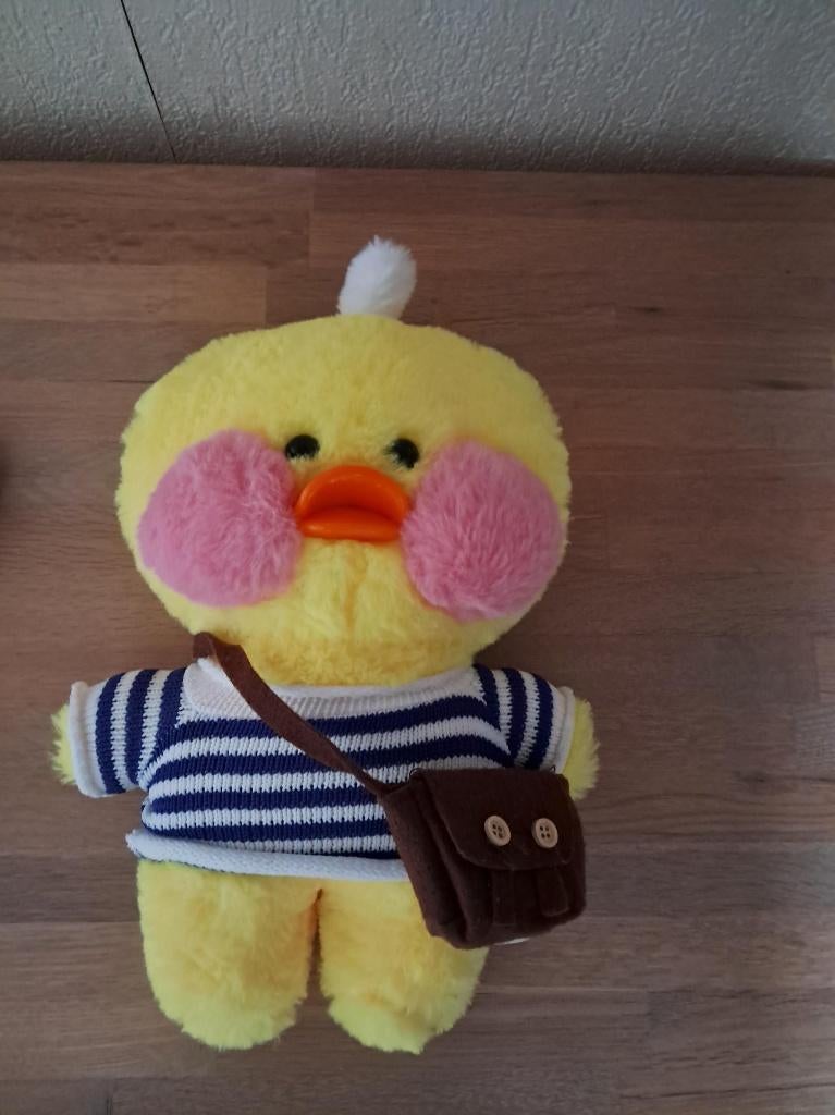 Paper Duck met 3 setjes kleren., Ophalen of Verzenden, Zo goed als nieuw, Overige typen