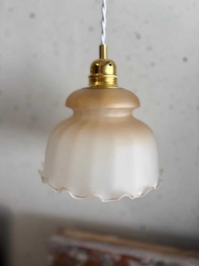 Vintage glazen lamp kapje uit Frankrijk, Huis en Inrichting, Lampen | Hanglampen, Ophalen of Verzenden, Glas, Minder dan 50 cm
