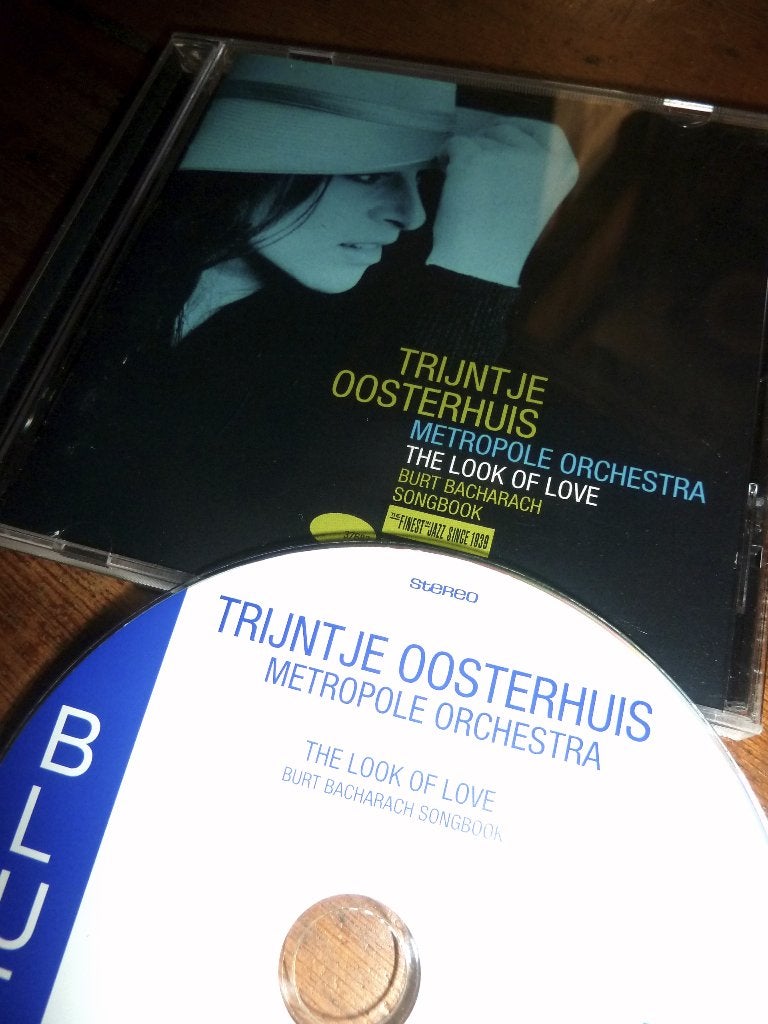 CD - Trijntje Oosterhuis The Look of Love - 2006, Ophalen of Verzenden