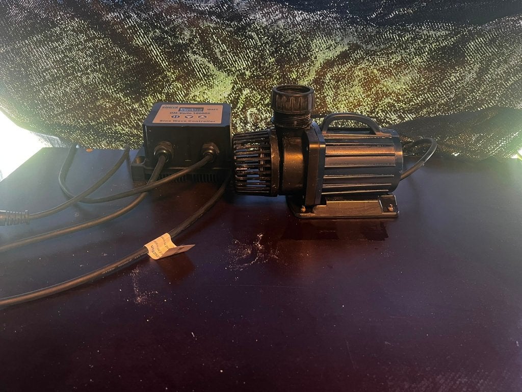Aquaforte DM-Vario 10000s regelbare filterpomp + controller, Tuin en Terras, Vijver-toebehoren, Zo goed als nieuw, Vijverpomp
