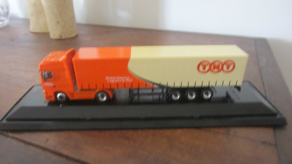 Schuco,TNT vrachtwagen, Ophalen of Verzenden, Zo goed als nieuw, Bus of Vrachtwagen