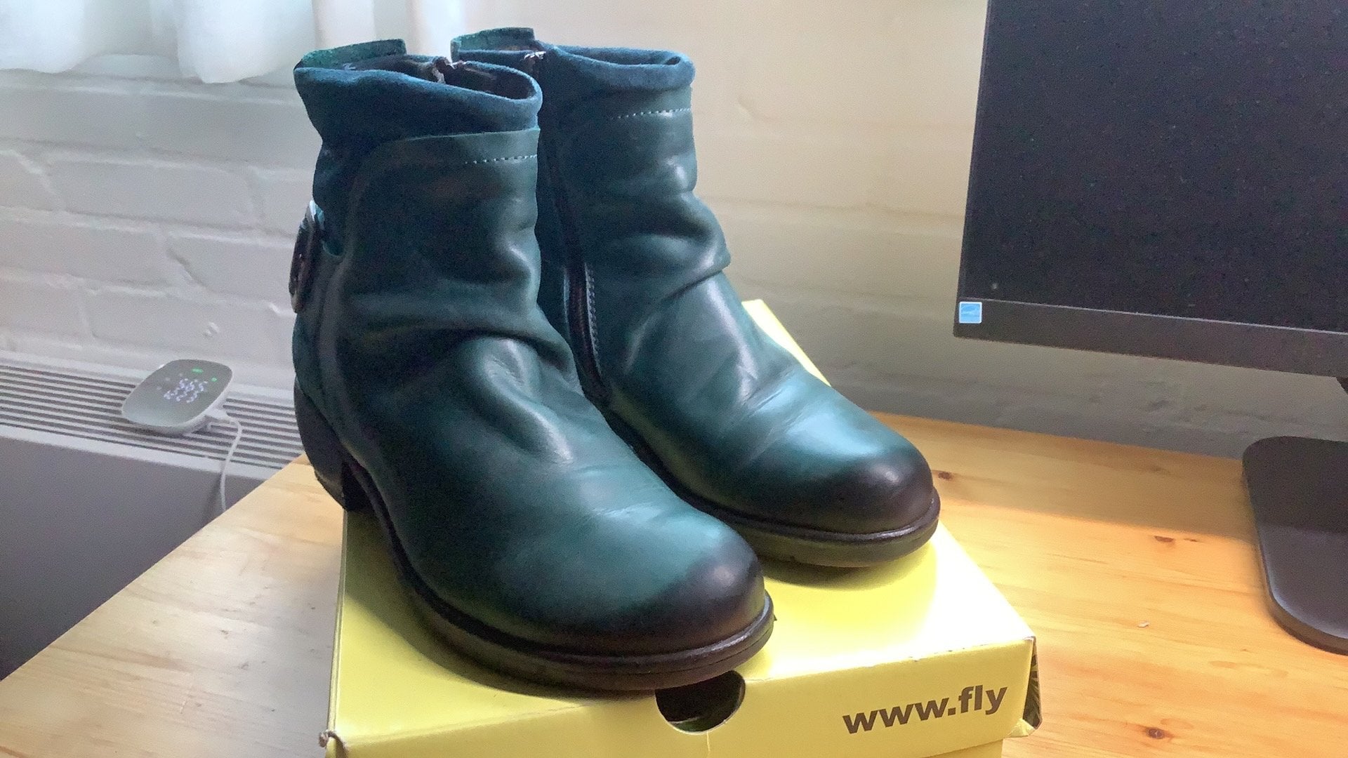 Laarsjes Fly London, maat 37, Kleding | Dames, Ophalen of Verzenden, Zo goed als nieuw, Groen