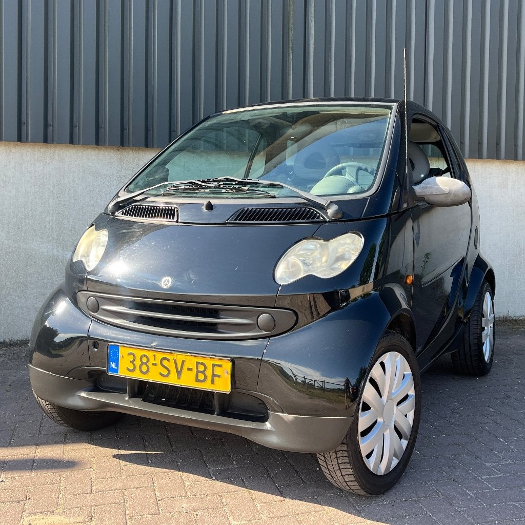 Smart Fortwo 0.7 semi-Automaat 2006 Zwart Apk 07-2027