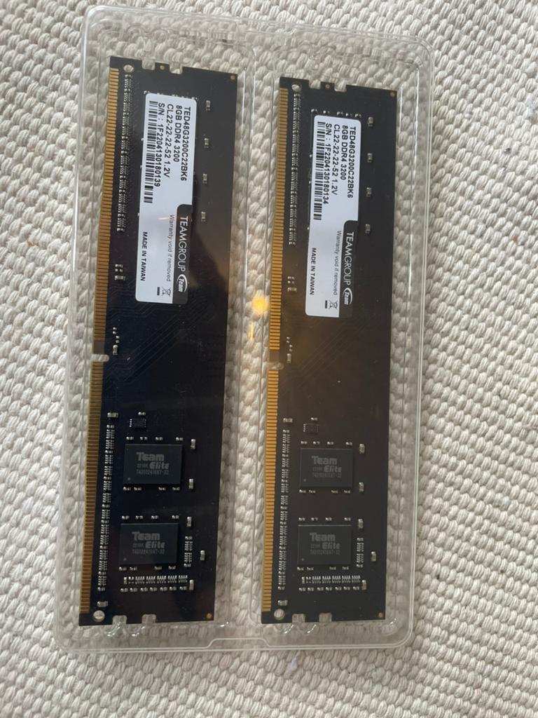 16GB DDR4 RAM 3200MHz (2x8GB) TeamGroup Team Elite, Computers en Software, RAM geheugen, DDR4, Ophalen of Verzenden, Zo goed als nieuw
