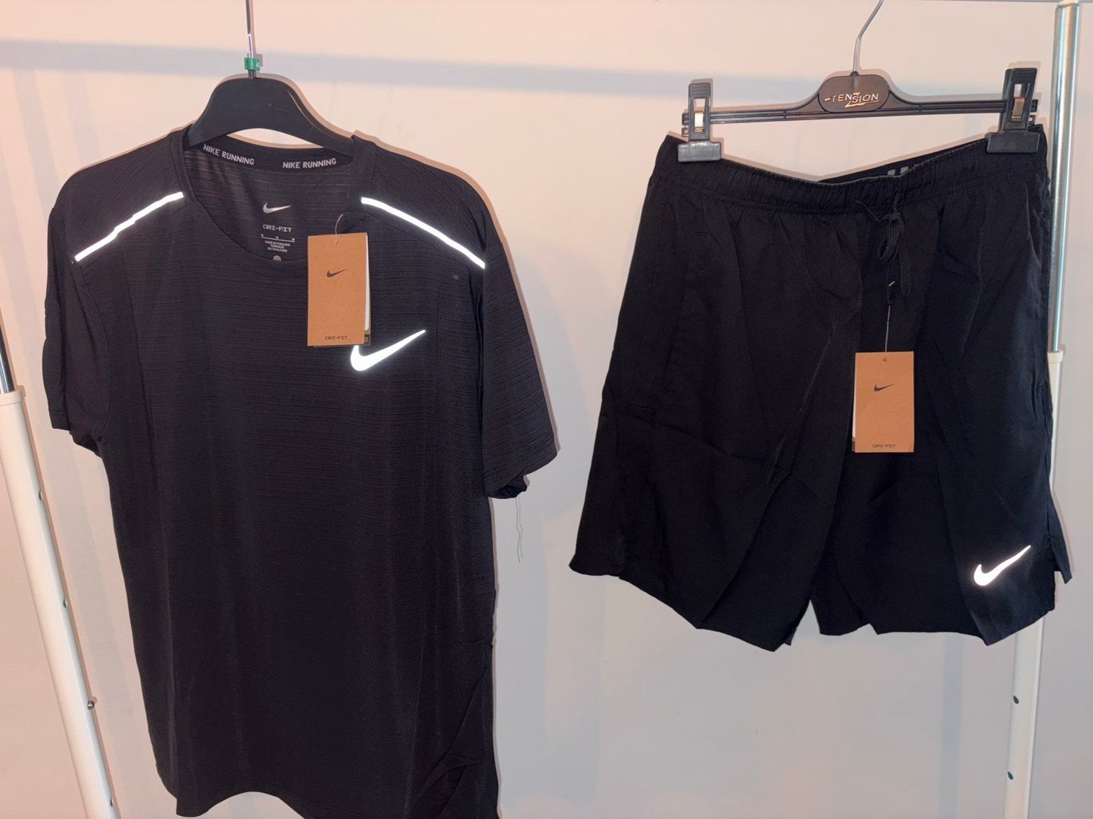 Nike miller set, Kleding | Heren, Heren-kledingpakketten, Ophalen of Verzenden, Zo goed als nieuw