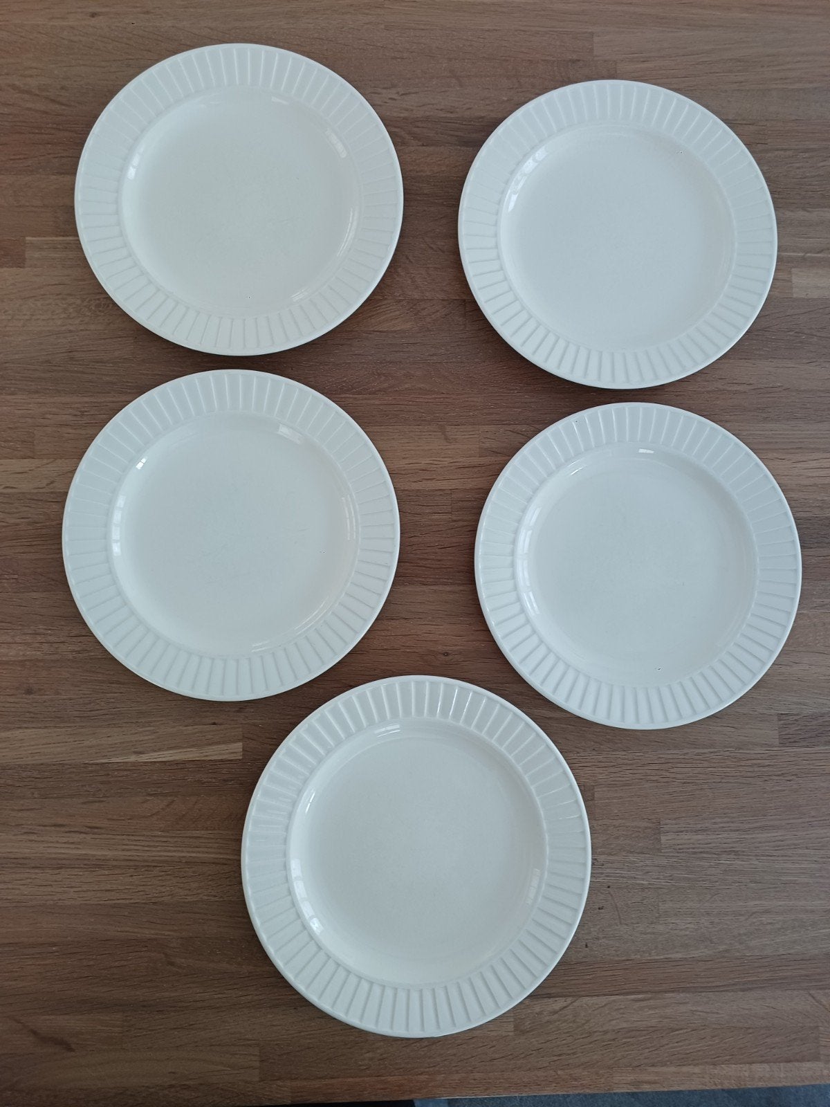 Set van 5 ontbijt borden van servies Impott, Ophalen of Verzenden, Gebruikt, Overige merken, Bord(en)