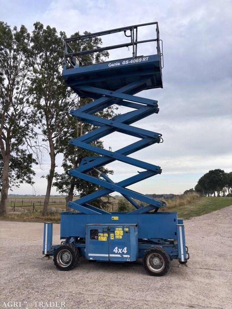 Genie GS-4069 RT - Diesel - 4x4 - 14,3m werkhoogte, -, Genie, -, Ophalen of Verzenden