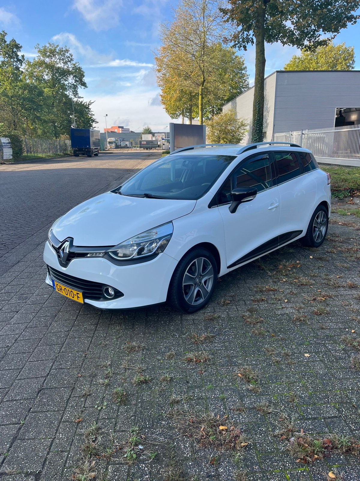 Renault Clio Energy TCe 90pk S&S 2015 Wit Vaste PRIJS!!!!, Auto's, Voorwielaandrijving, 898 cc, Stof, Zwart