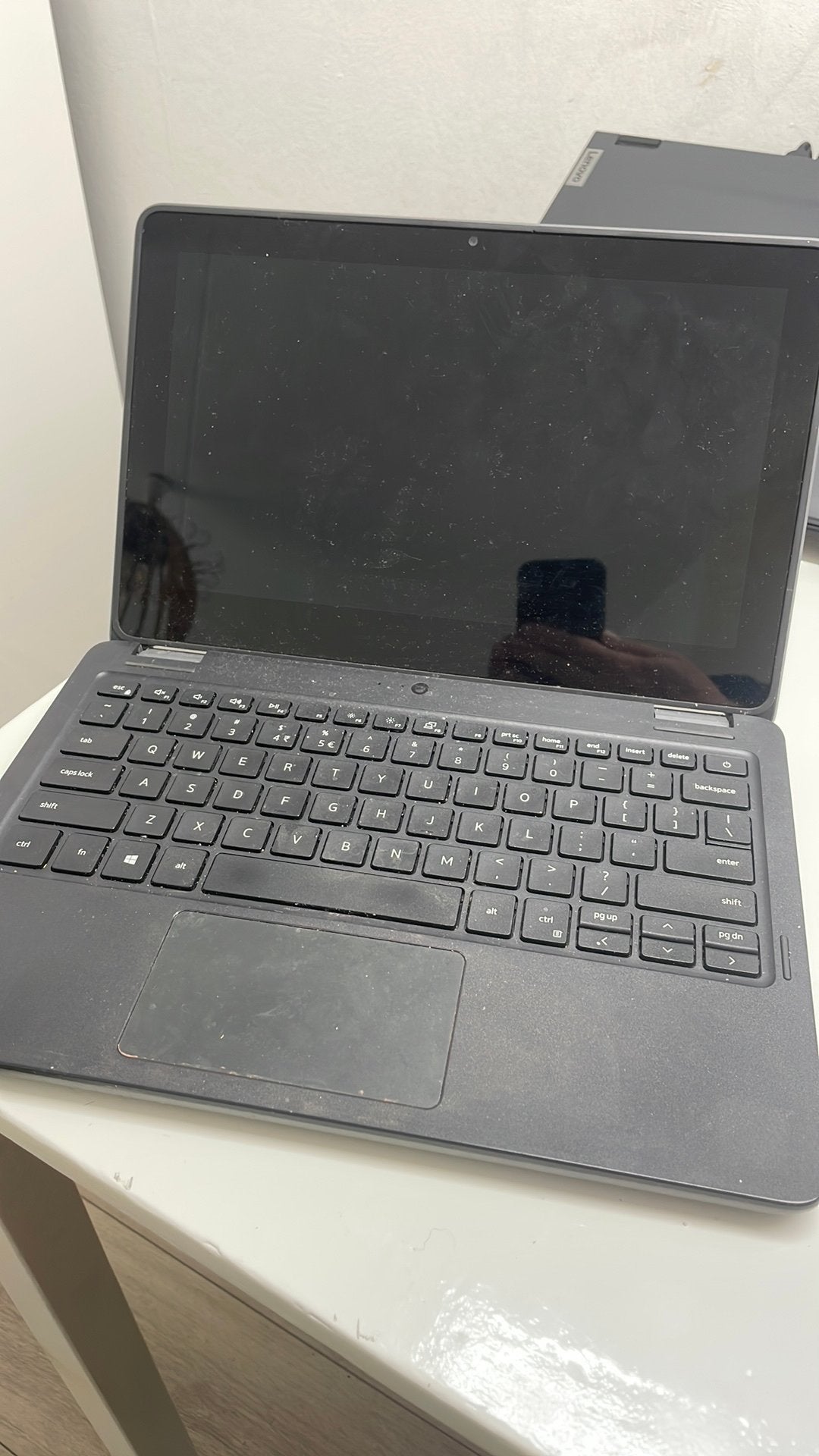 Dell Latitude 3120 2-in-1 Touchscreen, Gebruikt, 2 tot 3 Ghz, Qwerty, 8 GB