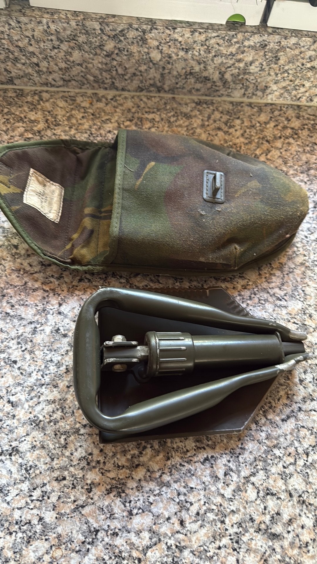 Klap schep in foudraal, Ophalen of Verzenden, Landmacht, Nederland