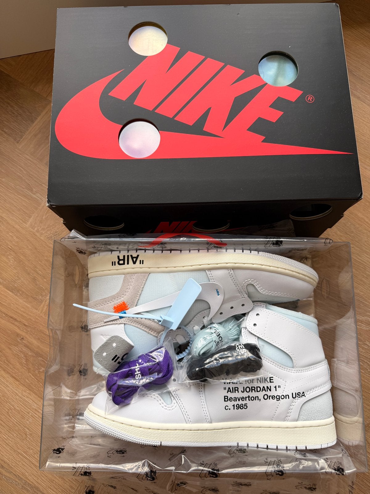 Nike x Jordan Off White Alaska VAA Maat 44, Ophalen of Verzenden