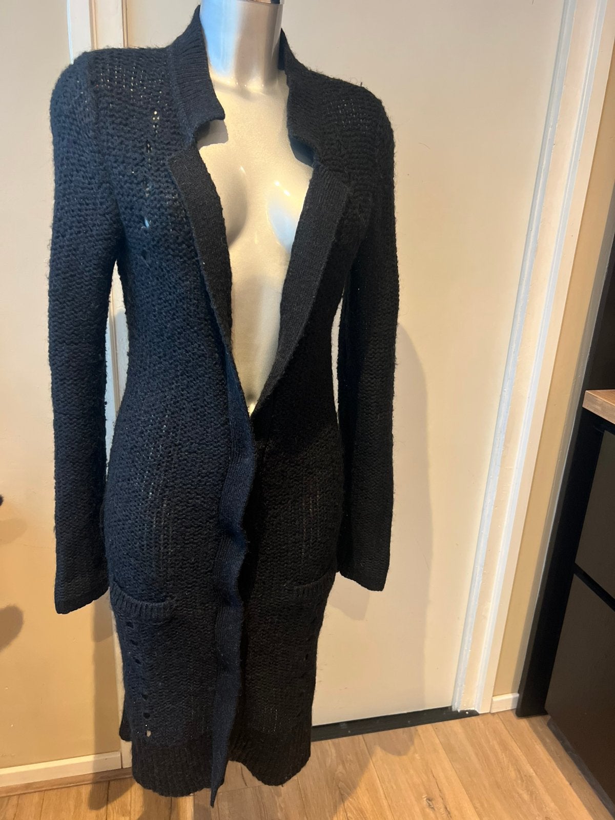 Humanoid mooi zwart wollen vest maat M wol, Kleding | Dames, Ophalen of Verzenden, Zo goed als nieuw, Maat 38/40 (M), Zwart
