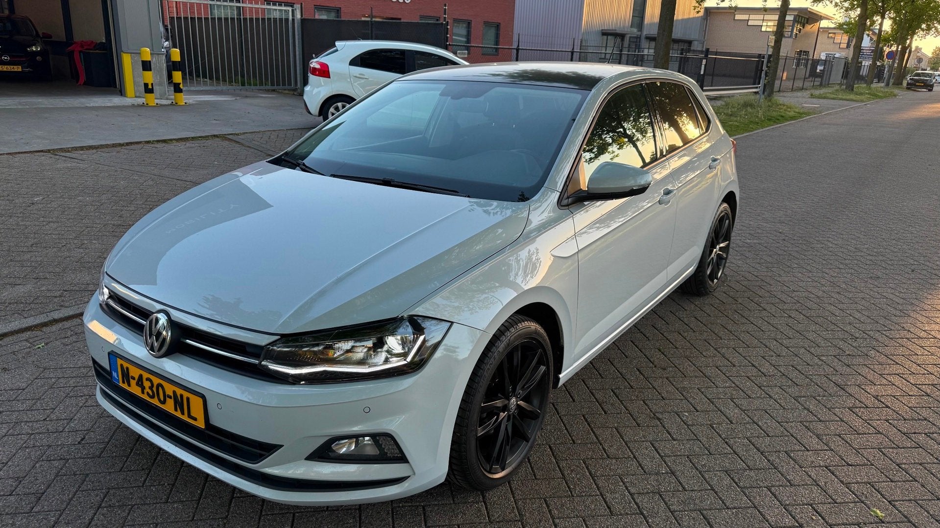 Volkswagen Polo 1.0 TSI Comfortline 2018 DSG, Gebruikt, Euro 6, 95 pk, 49 €/maand