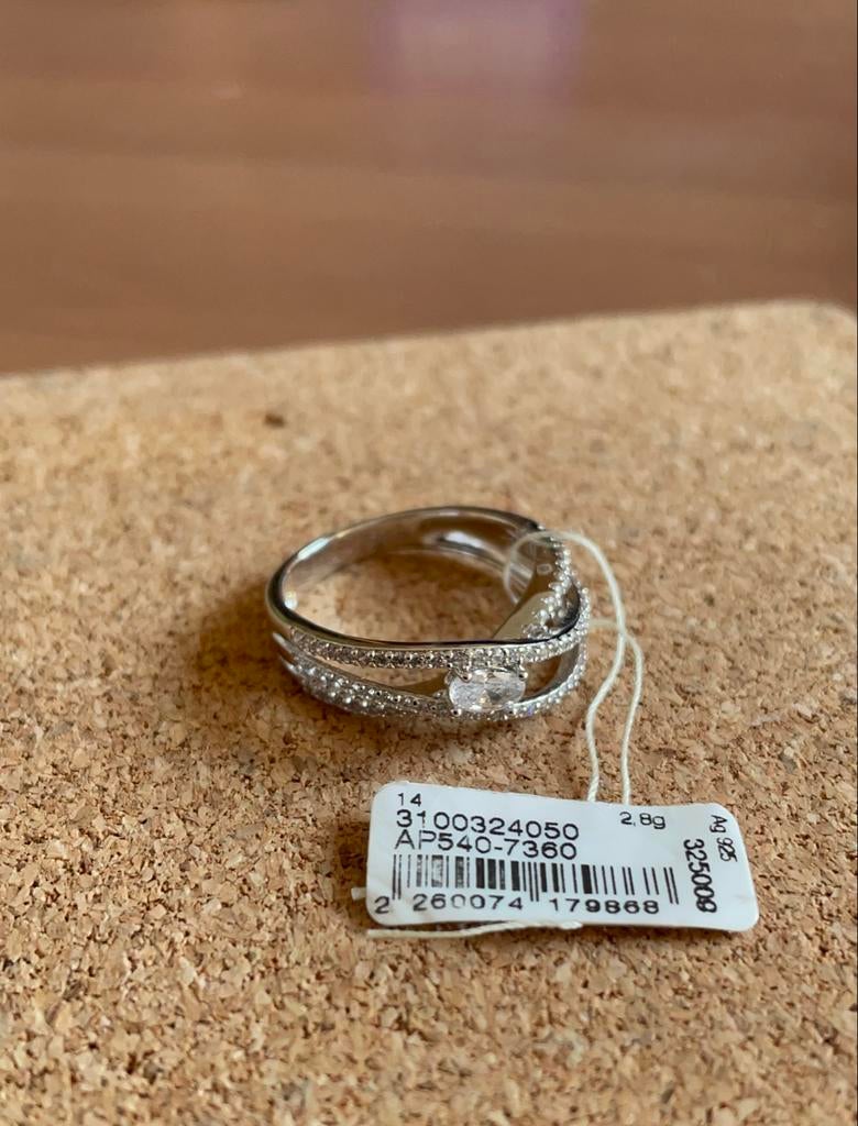 Nieuw zilveren ring, maat 14 met doosje, Nieuw, Kleiner dan 17, Dame, Zilver