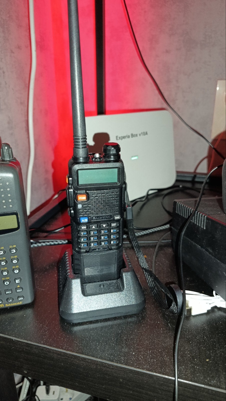 Nieuwe Baofeng UV-5R Portofoon met Oplader en datakabel, Ophalen of Verzenden