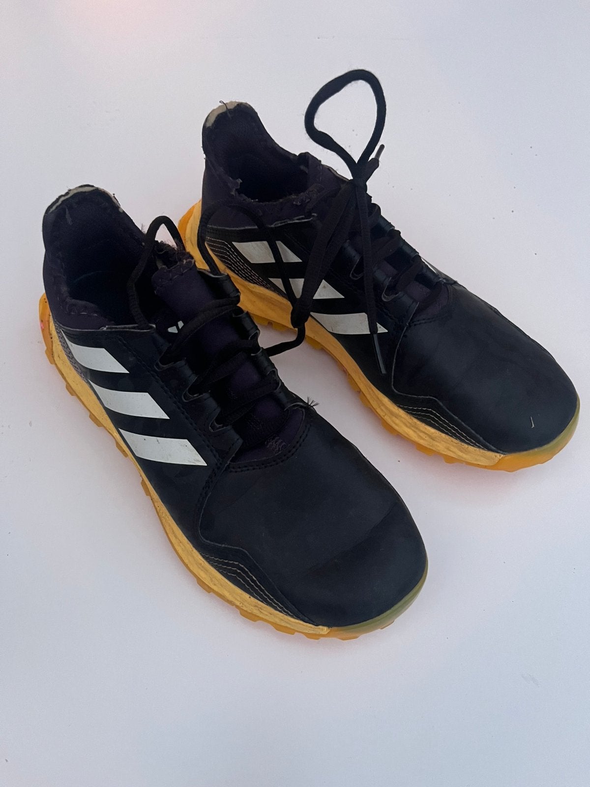 Adidas hockeyschoenen maat 37 1/3, Sport en Fitness, Ophalen, Gebruikt, Schoenen
