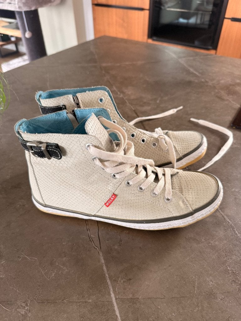 Wolky Biker maat 41 zgan, Kleding | Dames, Schoenen, Zo goed als nieuw, Sneakers of Gympen, Groen, Ophalen of Verzenden
