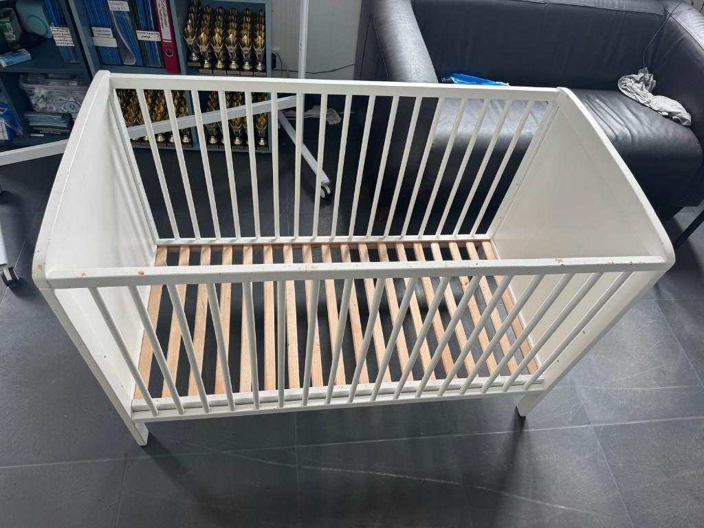 Kinderbed / Cosleeper, Ophalen, Gebruikt, Lattenbodem, Minder dan 140 cm