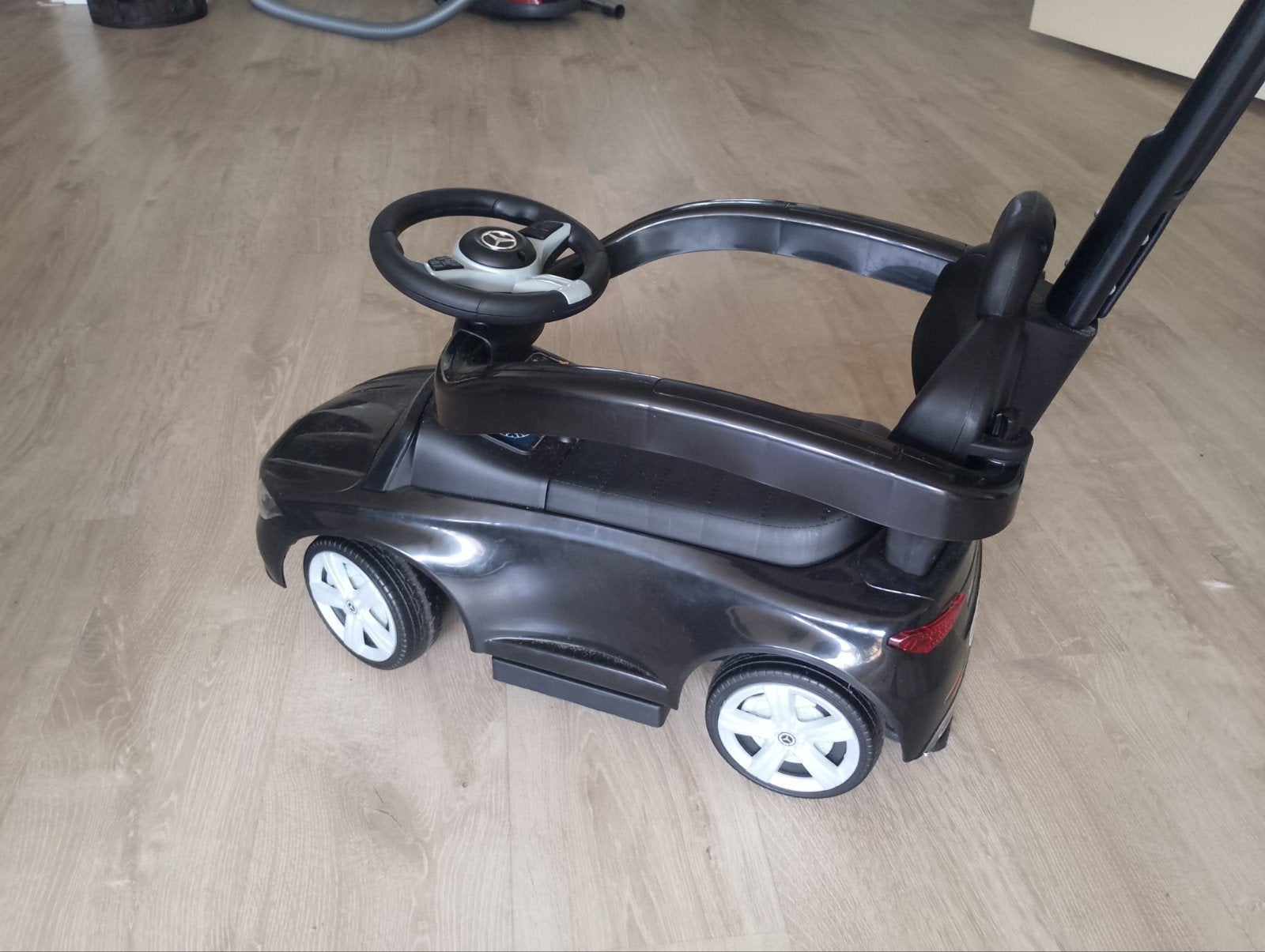 Mercedes Loopauto met duwstang, Ophalen, Zo goed als nieuw