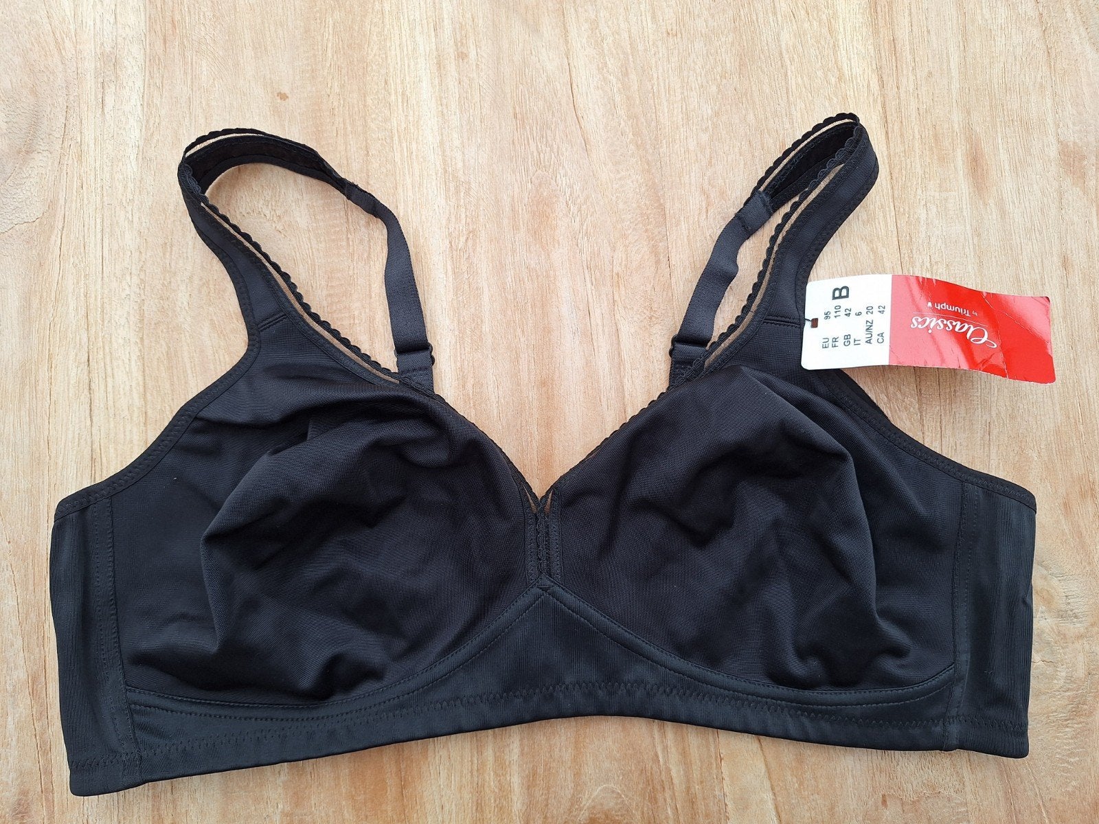 Nieuw! Prachtige bh Triumph,  95B, Triumph, Ophalen of Verzenden, Zwart, BH