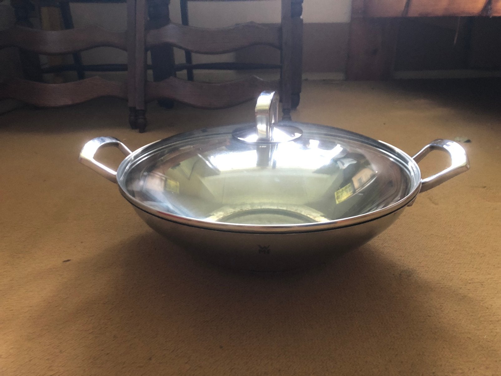 Vrijwel nieuwe WMF wok pan met deksel 36 cm, Huis en Inrichting, Keuken | Potten en Pannen, Ophalen, Zo goed als nieuw, Geschikt voor inductie