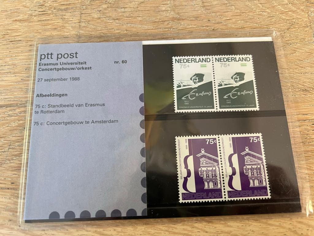 PTT Postzegelmapje Erasmus Universiteit 1988, Ophalen of Verzenden, Postfris