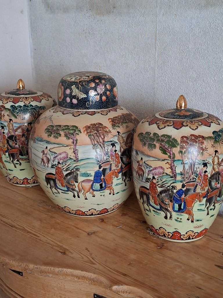 Set van 3 Grote Chinese Gemberpotten met Scène Decoratie, Ophalen