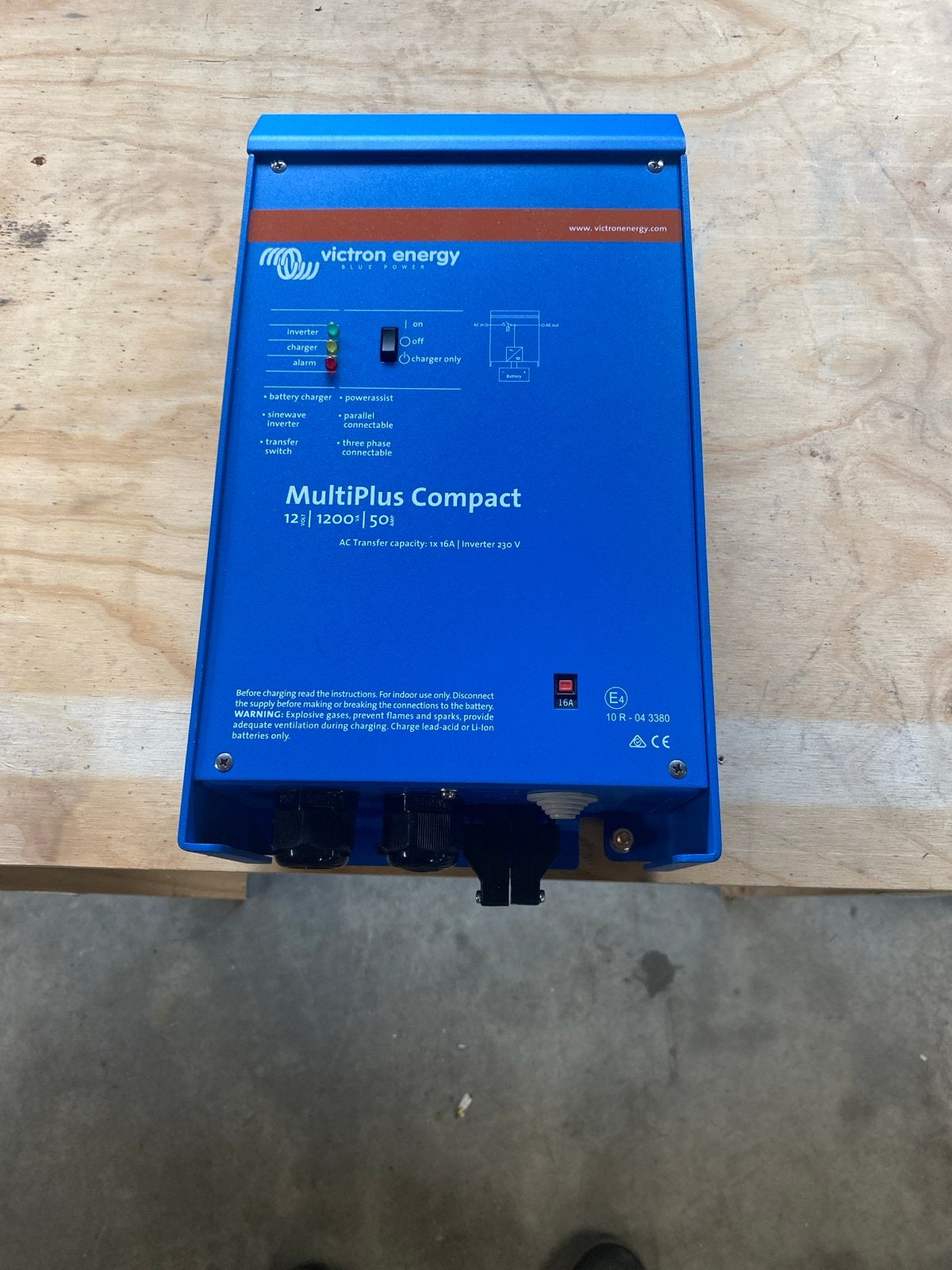 Victron Energy MultiPlus Compact 12/1200/50-12V Omvormer, Caravans en Kamperen, Camper-accessoires, Ophalen of Verzenden, Zo goed als nieuw