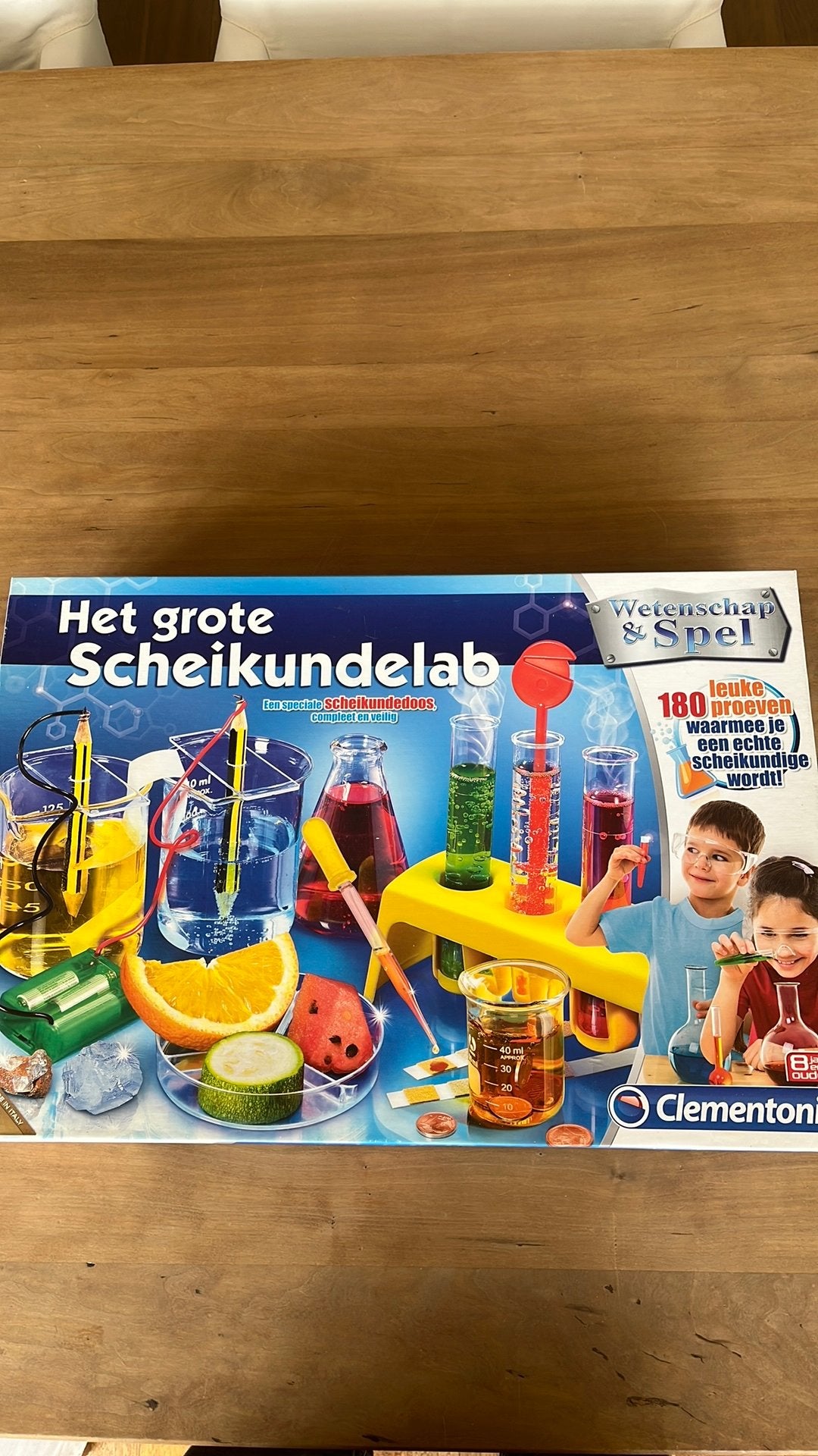 Het geote scheikundelab doos, Kinderen en Baby's, Speelgoed | Educatief en Creatief, Ophalen of Verzenden, Zo goed als nieuw