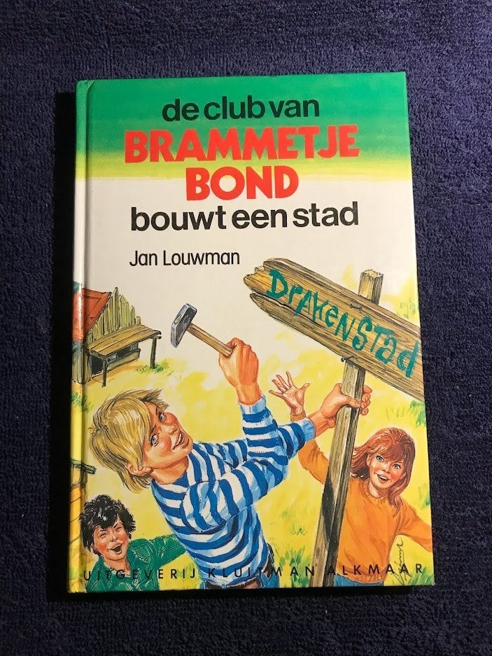 Kinderboek: De club van Brammetje Bond bouwt een stad., Boeken, Fictie algemeen, Ophalen of Verzenden, Zo goed als nieuw, Jan Louwman.