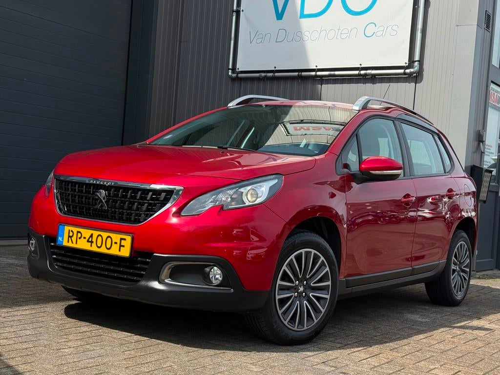 Peugeot 2008 1.2 PureTech Blue Lion | Automaat | Navigatie, Stof, 1199 cc, 610 kg, Origineel Nederlands