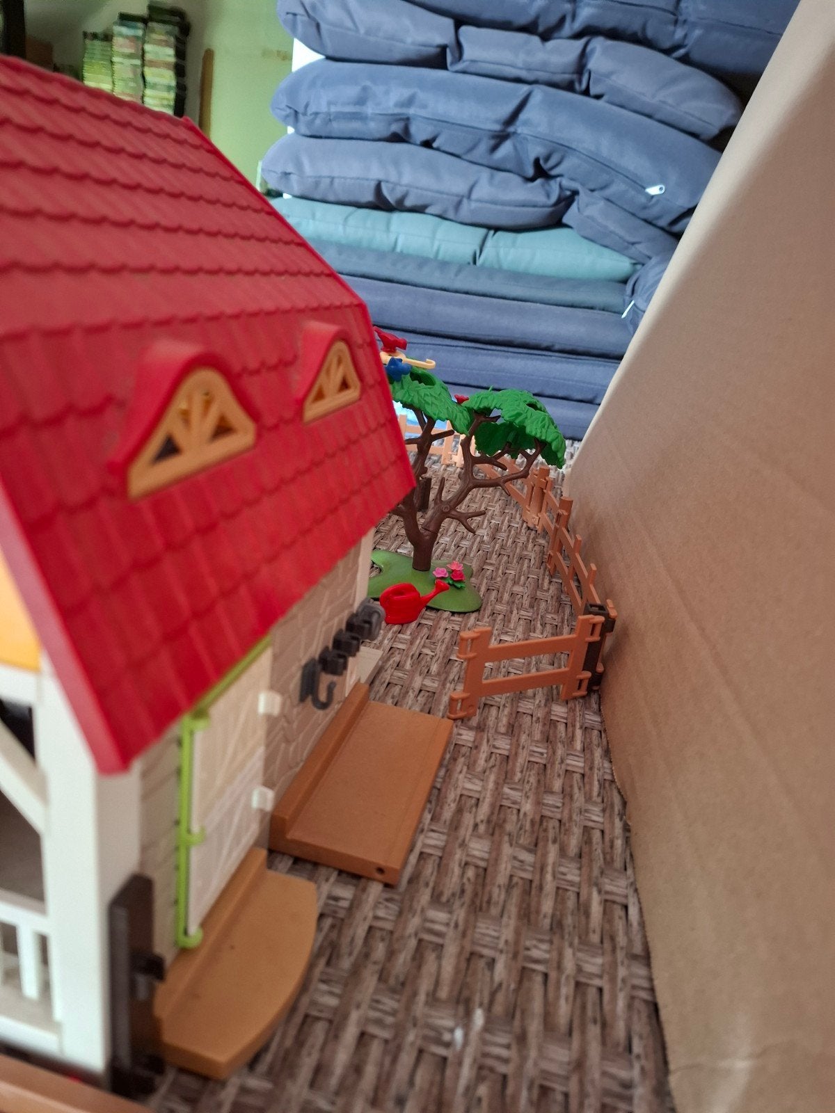 Playmobil ponyboerderij / manege, Ophalen, Zo goed als nieuw