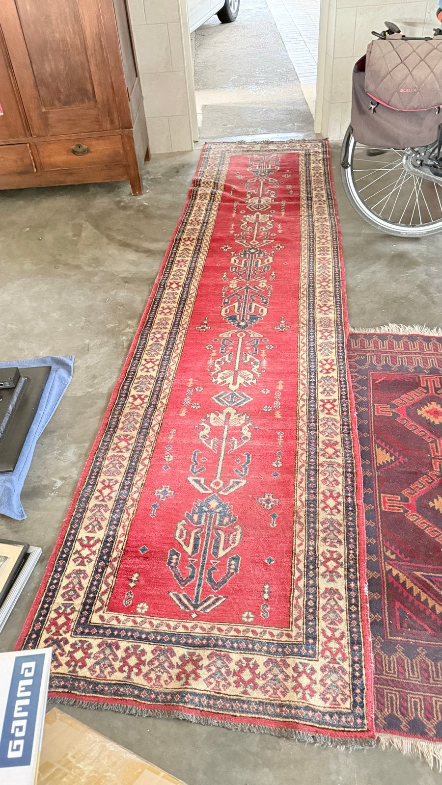 Prachtig rood vintage loper tapijt - Handgeweven, Ophalen, Minder dan 50 cm, Gebruikt, 200 cm of meer